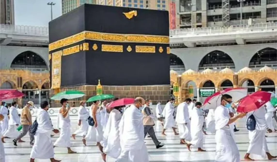 پرائیویٹ حج اسکیم میں بدانتظامی، ہزاروں افراد حج کی سعادت سے محروم