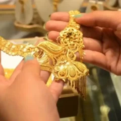 سونے کی قیمت میں ہزاروں روپے کی اچانک کمی