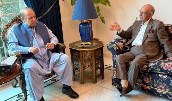 نواز شریف کا وطن کے دفاع پر افواج پاکستان کو خراجِ تحسین، میڈیا اور پارلیمنٹ کے کردار کی بھی تعریف