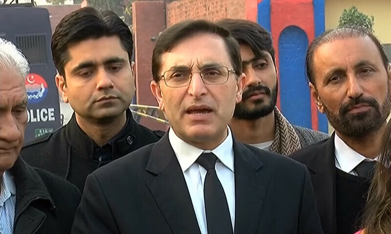 بیرسٹر گوہر کی وزیراعظم کے خلاف تحریک عدم اعتماد کی خبروں کی سختی سے تردید
