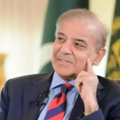 عمران خان کے خلاف 10 ارب ہرجانہ کیس وزیراعظم شہباز شریف کی ویڈیو لنک پر پیشی، عدالت میں جرح