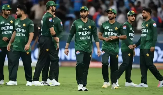 جنوبی افریقا کے خلاف پہلے ٹی ٹوئنٹی میچ میں قومی ٹیم ’گلابی کِٹ‘ پہن کر میدان میں کیوں اُترے گی؟