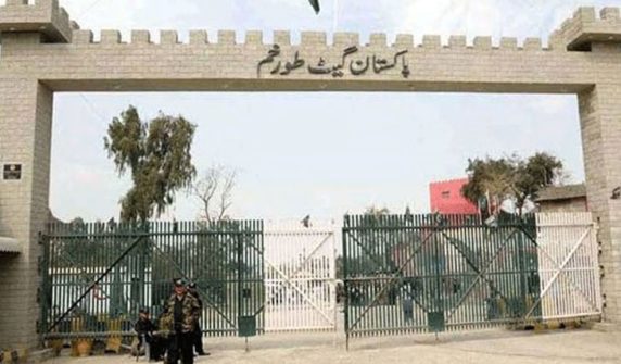 طورخم بارڈر کی بندش سے پاک افغان تجارت معطل، تاجروں کو کروڑوں کا نقصان