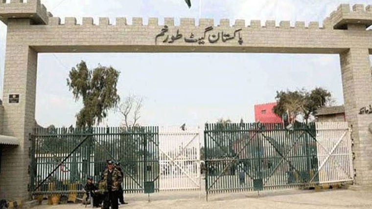 طورخم بارڈر کی بندش سے پاک افغان تجارت معطل، تاجروں کو کروڑوں کا نقصان