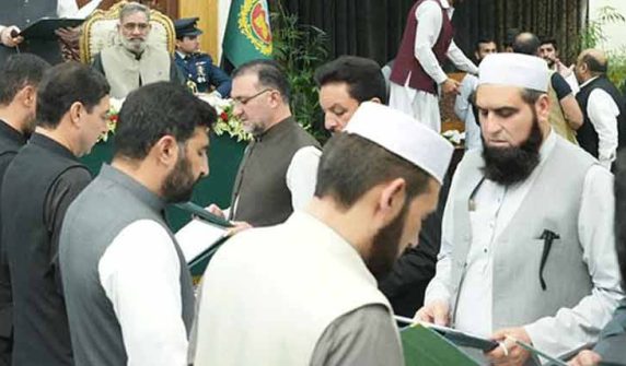 خیبرپختونخوا کابینہ ممبران کے محکموں کا باضابطہ اعلامیہ جاری