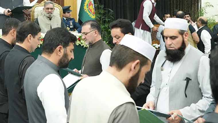 خیبرپختونخوا کابینہ ممبران کے محکموں کا باضابطہ اعلامیہ جاری