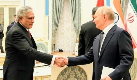 اسحاق ڈار اور روسی صدر پیوٹن کی ملاقات، اقتصادی تعاون بڑھانے پر زور