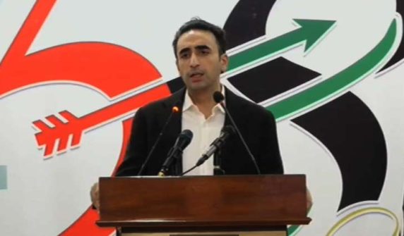 اٹھارہویں ترمیم کے ساتھ کھیلنے والے آگ کے ساتھ کھیل رہے ہیں بلاول بھٹو