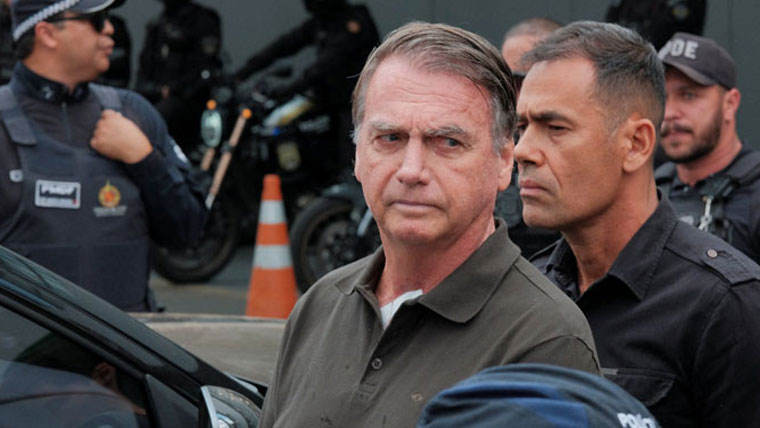 برازیل کے سابق صدر بولسونارو کی بغاوت کیس میں سزا پر عمل درآمد شروع