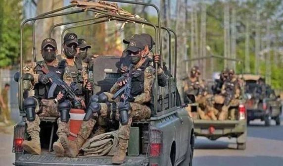 خیبر پختونخوا میں سیکیورٹی فورسز کی کارروائیاں، 20 خوارج ہلاک