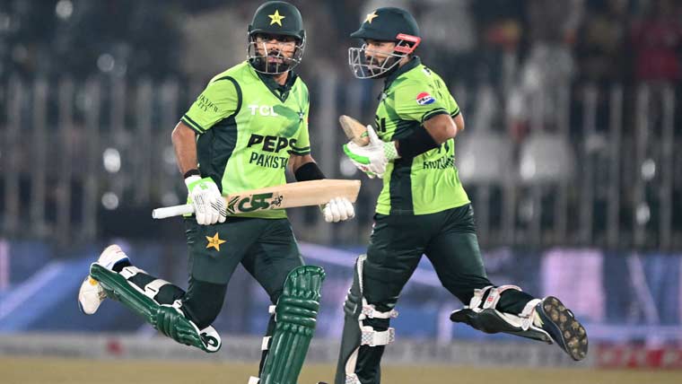 دوسرا ون ڈے پاکستان نے مہمان ٹیم سری لنکا کو ہرا کر سیریز0-2 سے جیت لی