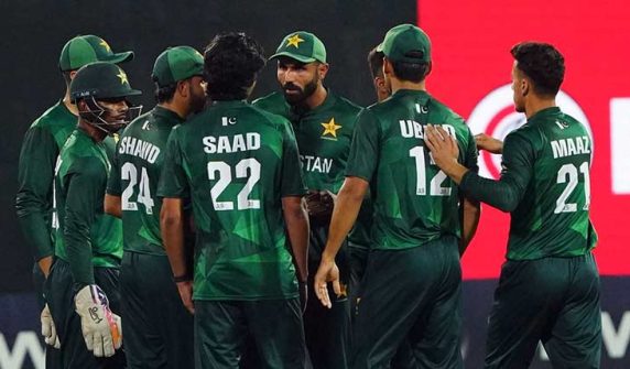 رائزنگ سٹار ایشیا کپ پاکستان شاہینز نے بھارت کو 8 وکٹوں سے ہرا دیا