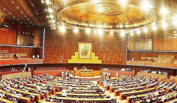 قومی اسمبلی نے آرمی، ایئر فورس اور نیوی ایکٹس میں ترامیم منظور کر لیں