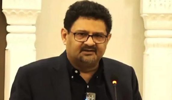 ملک میں ویک گورننس سے کرپشن بڑھی، نظام تبدیل کرنا ہوگا متاح اسماعیل