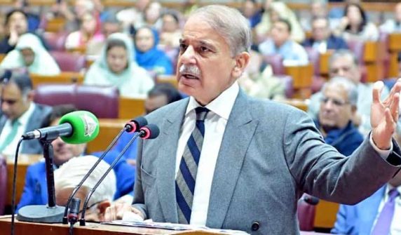 میثاق جمہوریت میں موجود آئینی عدالتوں کا خواب آج پورا ہوا وزیراعظم