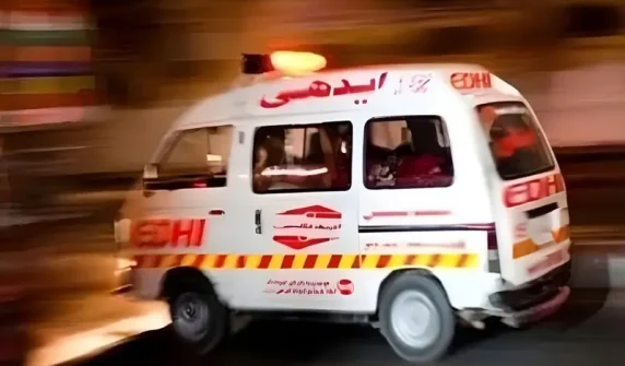 کراچی میں بے قابو ہیوی وہیکلز کا قہر، لانڈھی میں ٹریلر کی ٹکر سے نوجوان جاں بحق، دوسرا زخمی