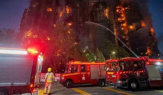 ہانگ کانگ میں رہائشی عمارت میں خوفناک آگ، 36 افراد جاں بحق