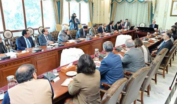 برآمدات میں اضافے پر مبنی معاشی ترقی کیلئے عملی اقدامات اٹھا رہے ہیں وزیراعظم