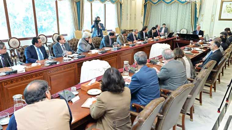 برآمدات میں اضافے پر مبنی معاشی ترقی کیلئے عملی اقدامات اٹھا رہے ہیں وزیراعظم