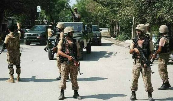 سکیورٹی فورسز کی خیبرپختونخوا میں 2 کارروائیاں، 7 خوارج جہنم واصل