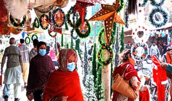 ملک بھر میں کرسمس کی تقریبات، گرجا گھروں میں خصوصی عبادات کا اہتمام