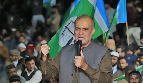 ملک سے باہر جانا مسائل کا حل نہیں، حامی تیار کرنے اور نظام بدلنا ہے حافظ نعیم