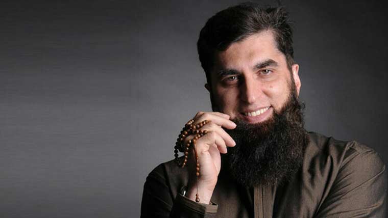 نعت خواں و ماضی کے مقبول گلوکار جنید جمشید کی 9ویں برسی آج منائی جا رہی ہے