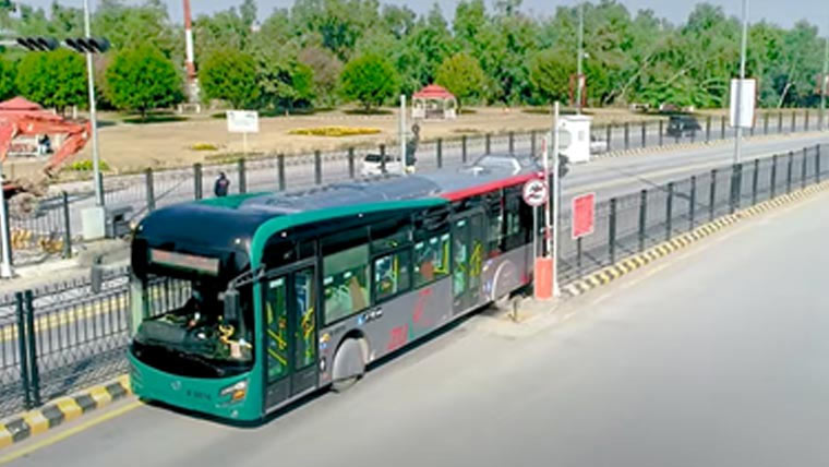 پشاور بی آر ٹی روٹس پر چلنے والی گاڑیوں کے خلاف کارروائی کا فیصلہ