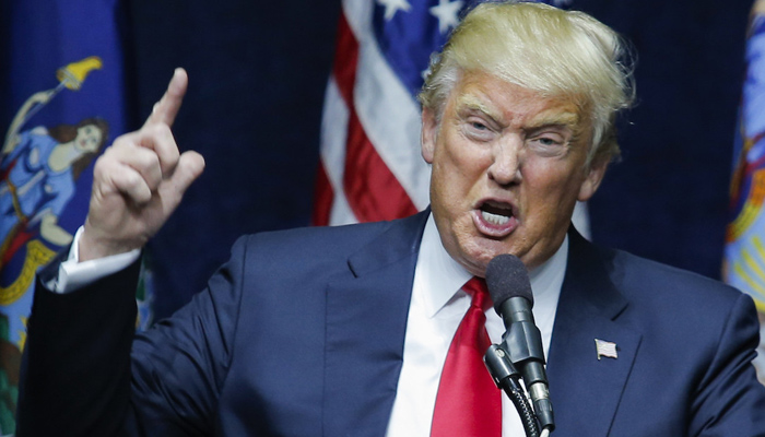 ایران جنگ کے دورانیے سے متعلق سوالات، صدر ٹرمپ ایک بار پھر صحافیوں پر برہم ہو گئے