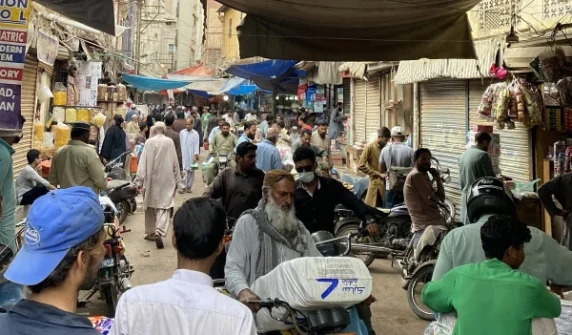 ملک بھر میں بازار رات 8 بجے بند کرنے کا فیصلہ