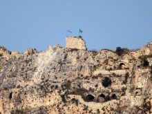 اسرائیلی فوج کی جنوبی لبنان میں پیش قدمی، تاریخی الشقیف قلعے پر اسرائیلی پرچم لہرا دیا