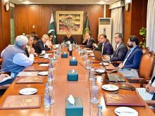حکومت اور پیپلز پارٹی کے درمیان بڑا بریک تھرو، وفاقی بجٹ پیش کرنے پر اتفاق