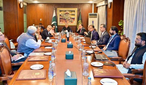 حکومت اور پیپلز پارٹی کے درمیان بڑا بریک تھرو، وفاقی بجٹ پیش کرنے پر اتفاق