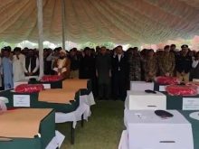 پشاور میں شہید 6 ایف سی اہلکاروں کی نماز جنازہ ادا