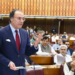 وزیر خزانہ نے مالی سال 27-2026 کے لیے 18 ہزار ارب روپے سے زائد کا وفاقی بجٹ پیش کردیا