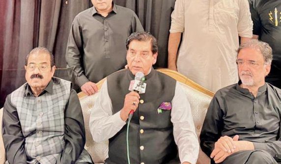 پیپلزپارٹی کو آزاد کشمیر انتخابات کے نتائج مسترد کرکے تیسرے مرحلے کا بائیکاٹ کرنا چاہیے: راجا پرویز اشرف