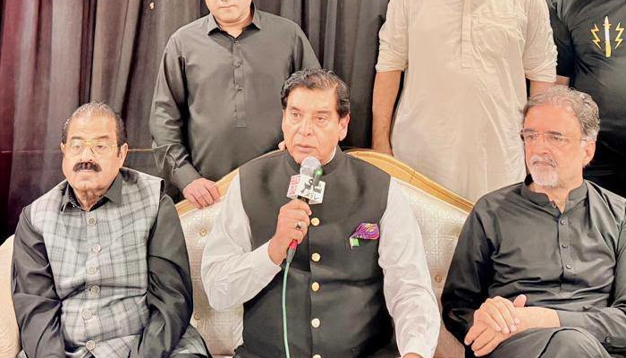 پیپلزپارٹی کو آزاد کشمیر انتخابات کے نتائج مسترد کرکے تیسرے مرحلے کا بائیکاٹ کرنا چاہیے: راجا پرویز اشرف